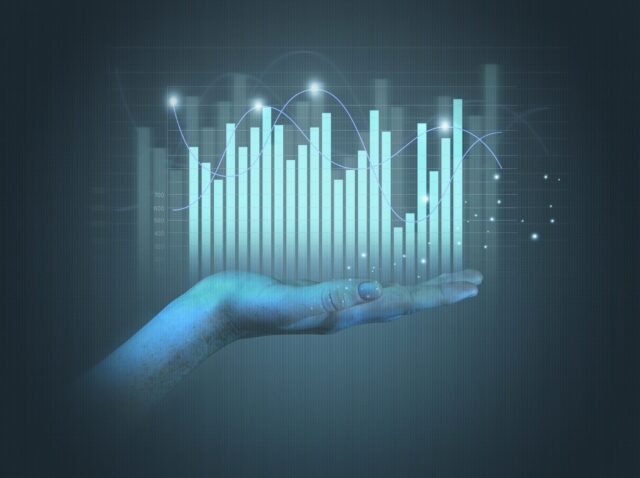 business-concept-with-graphic-holography(1)